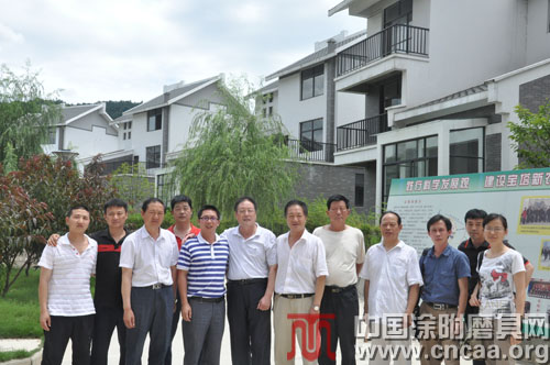 洪水無情 人有大愛——中國涂附磨具分會組團慰問通城受災(zāi)企業(yè)紀實