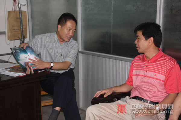 小太陽總裁唐祐洪到協(xié)會秘書處、白鴿參觀拜訪