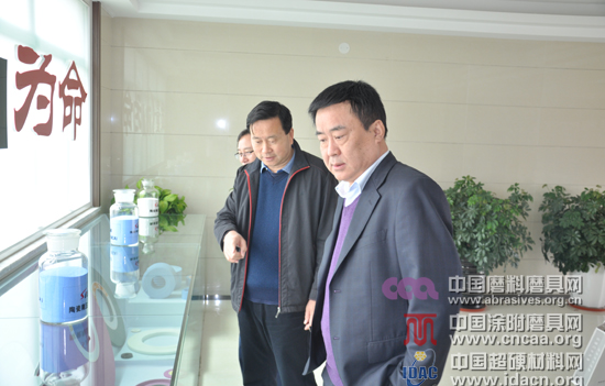 藍(lán)色陶瓷剛玉?四砂泰益論壇在青島隆重舉行