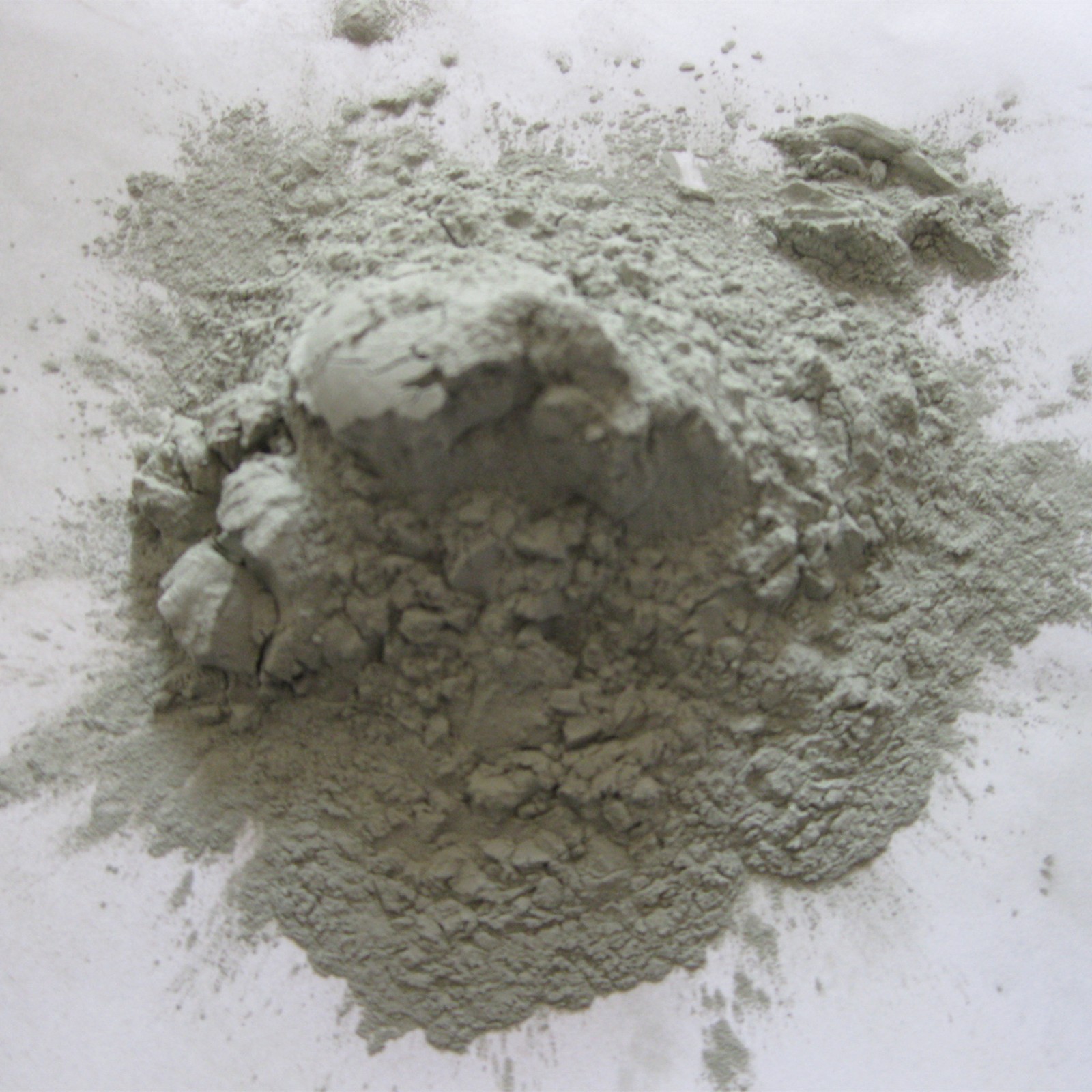研磨級(jí)綠碳化硅磨料/綠硅砂 綠硅微粉價(jià)格