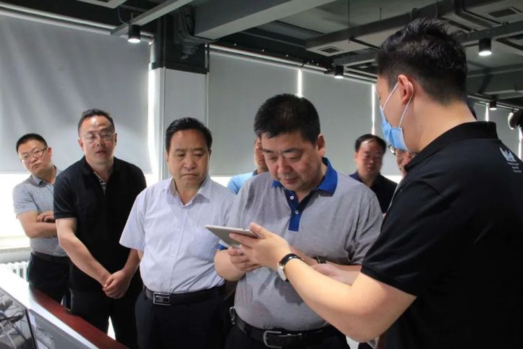 力促碳化硅產業發展 天?？h委書記李鵬帶隊赴河南考察招商
