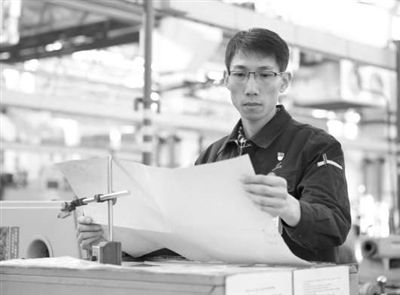 洪家光：精益求精的普通車工 終成“大國(guó)工匠”