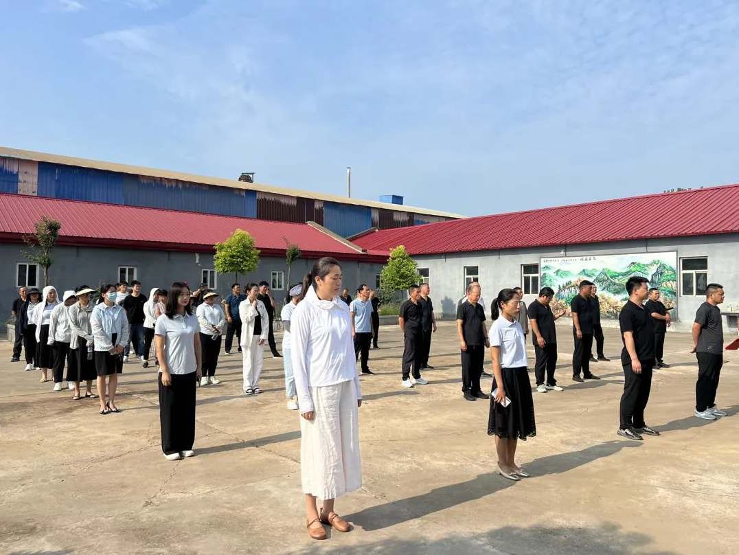 河南省第九期“三個一批”集中開工活動暨磨料磨具生產線項目開工儀式在廣闊天地鄉舉行